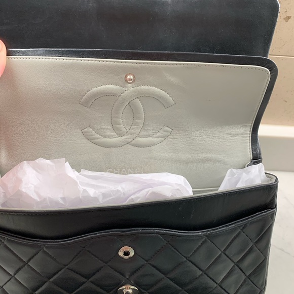 Chanel medium double flap bag - Picture 5 of 8